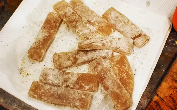 ガッツリ飯がやめられない女子へのダイエットレシピ「こんにゃくでヘルシー回鍋肉風炒め」