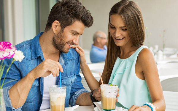 敏腕営業マンも活用している「ラポール トーク」で気になる彼との関係を深めよう