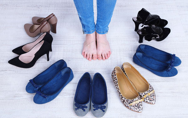 定番アイテムこそ定期的にアップデートすべし。旬なデニムパンツの選び方教えます