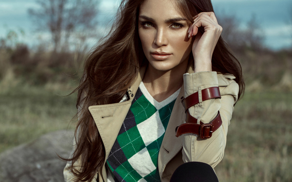 薄着に見えてあったかい。意外と寒い春に冷えを防ぐ、今どき着こなし術