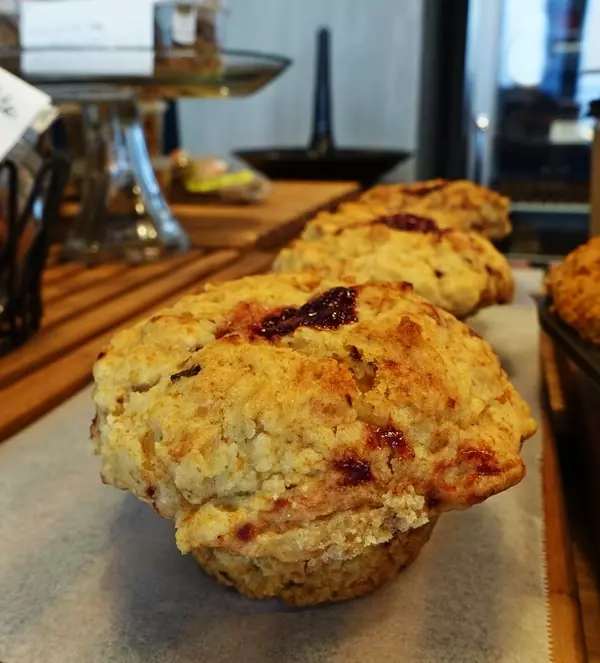 スイーツのクオリティ高っ! 東京を代表するヴィーガンカフェのお菓子工房でコーヒー@エイタブリッシュ