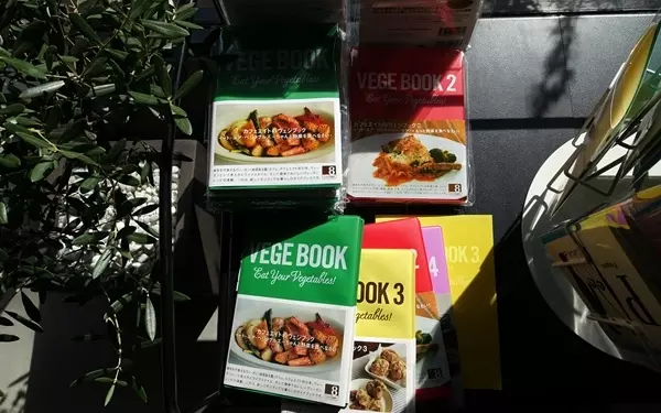 スイーツのクオリティ高っ! 東京を代表するヴィーガンカフェのお菓子工房でコーヒー@エイタブリッシュ