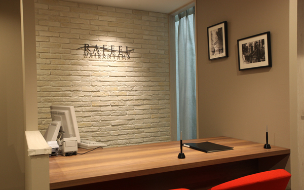 クラブミュージックでヨガ?!　話題のNYスタイルヨガでボディもメンタルも整える