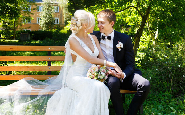 なかなかプロポーズしてくれない彼の背中を押す方法