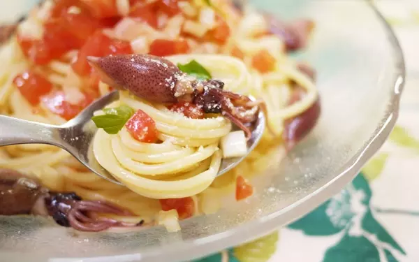 ホタルイカの脱オヤジレシピ。女子はホタルイカをパスタと食べるべし！