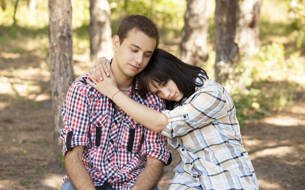 隠しておくべきか悩んでも、彼に早めに告白しておいたほうがいい嘘【その3】