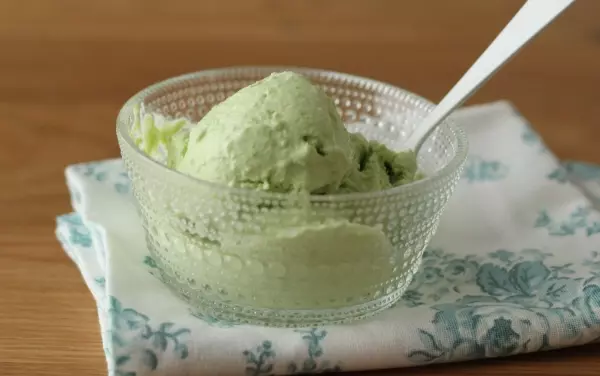 ビールではなくワインで！　彼も驚く「枝豆のヘルシージェラート」