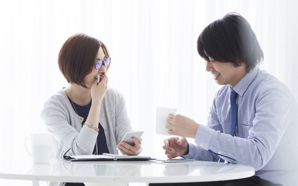 秘密だから燃える、経験者が語る「社内恋愛」の法則