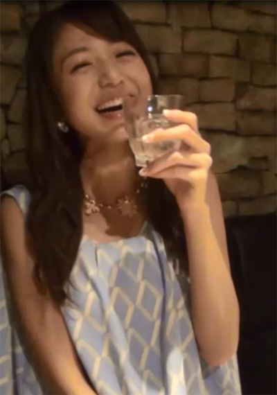 「飲み姿カワイイグランプリ」の女王 中村静香から学ぶ、オトコを落とすリアルなテクニック
