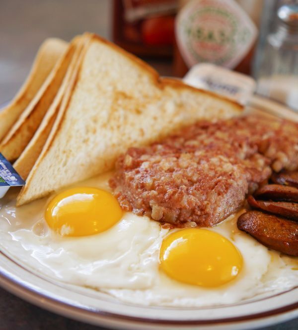 まるでハワイ!? お手軽リゾートで楽しめる至福の朝ごはん3選