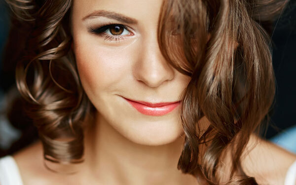 女の敵は女。同性からひそかにチェックされている意外なパーツ