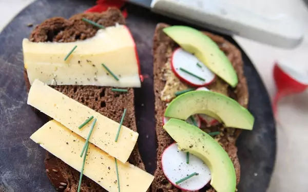 アボカド×ぬか漬けがマッチ お酒に合う、簡単オシャレおつまみ