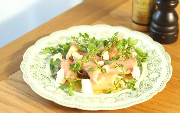 旬のフルーツで簡単おつまみ　生ハムいちじく