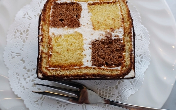 バウムクーヘンといえば！ #学芸大学 #MATTERHON #おしゃれカフェ Vol.3