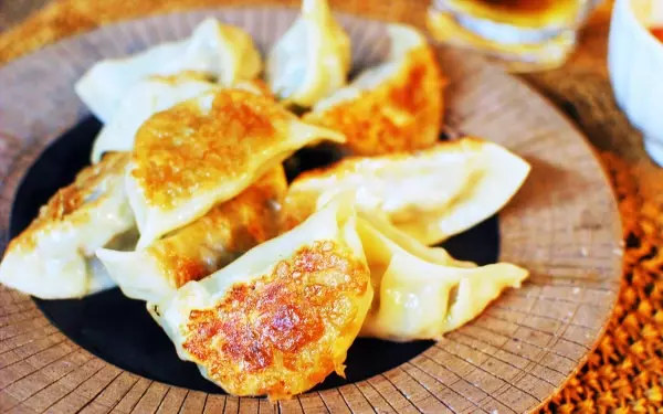 新たなブームの予感？　マーボー豆腐味の餃子でビールが進む