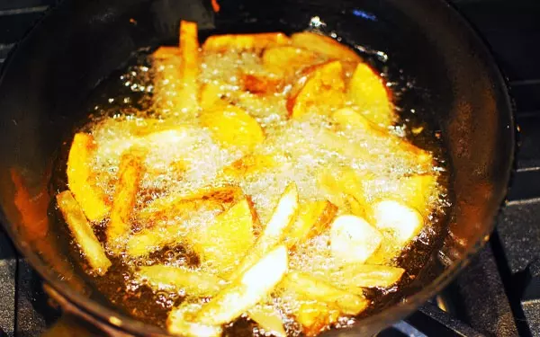 毎日食べたくなる！　リッチで香ばしいトリュフのフライドポテト