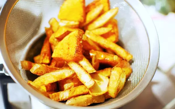 毎日食べたくなる！　リッチで香ばしいトリュフのフライドポテト