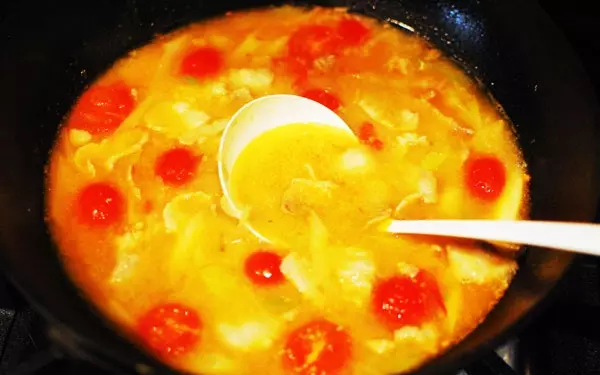 今の季節に最適、一気飲みしてしまう美味しさ「トマトミルク豚汁」