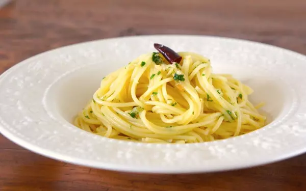 時間にブレがなくて簡単！　レンジで絶品ペペロンチーノをつくる方法