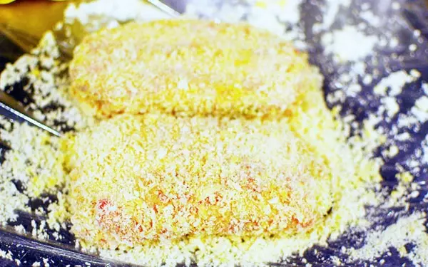 ジューシーで癖になる味わい「大葉と茄子のミルフィーユカツ」