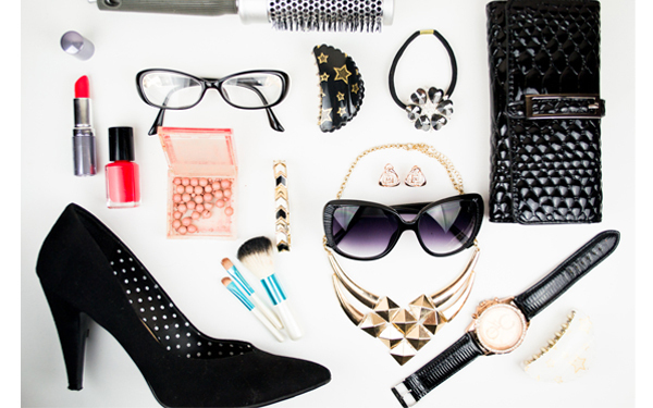 男性が「おっ！」と思う“オンナ”を感じるバッグの中身とは