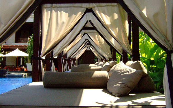 まるで夢の世界、一生に一度は訪れたい世界のリゾートホテル