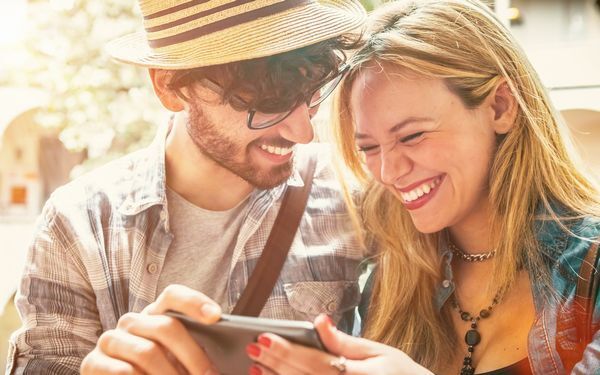 「電撃●●」したカップルが、ハッピーな未来を切りひらいた理由