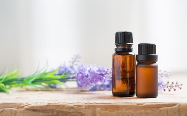 オフィスでもできる！　アロマ＆ハーブで体にやさしい風邪対策