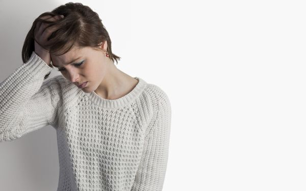 彼をつかれさせていない!?　マイナス思考で恋愛をダメにする女性の特徴