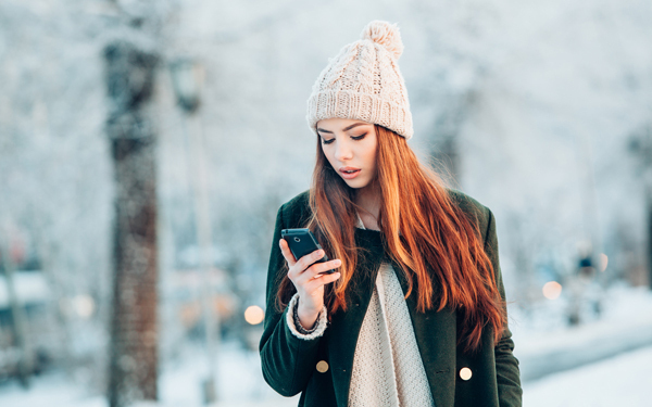 SNS疲れの女性急増中！　周りに振り回されずにSNSと上手に付き合うコツ