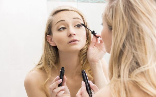 伸ばして増やして女子力アップ　地まつ毛を育てる「まつ育」をはじめよう