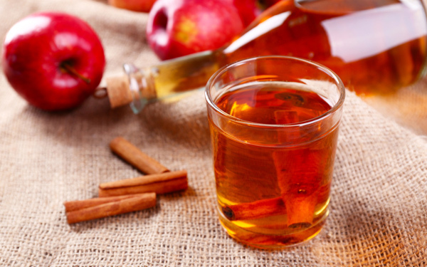 新年会シーズンに！　痩せやすい体をつくるホットサワーレシピ