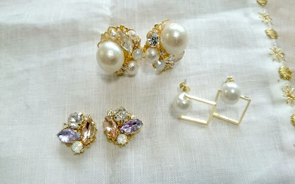 キラキラストーンやコットンパールを使ってできる　手づくりアクセサリーのススメ