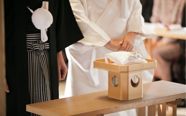 伝統的な和婚？　非日常の洋婚？　婚礼司会者が教える結婚式のスタイル選び