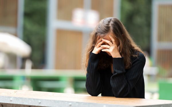 彼氏や家族以外の人の前で、素の自分を出せずにいる女性へ【心屋仁之助 塾】