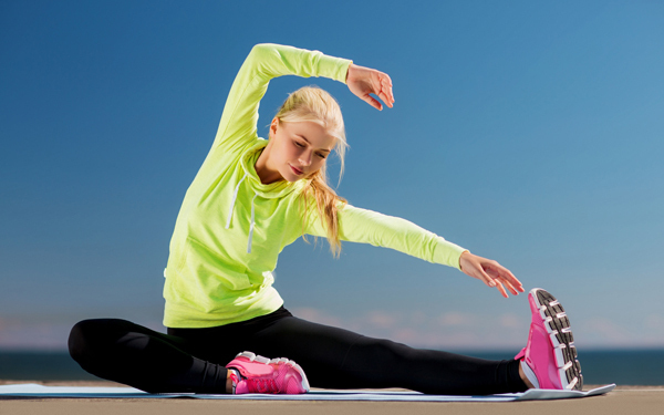 腹筋に効く！　引き締まったくびれをつくる方法