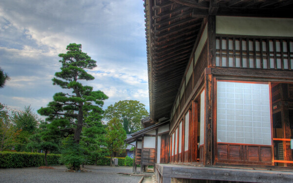 日本家屋がある風景