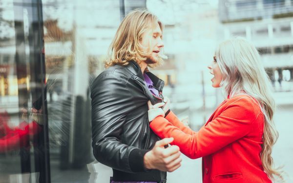 「私はラーメンじゃない！」　あきれて何も言えねぇ…浮気男たちの最低な言い訳