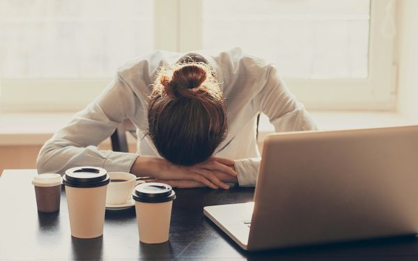 気持ちを変えられないなら行動を変える　落ちこんだ自分を立てなおす方法