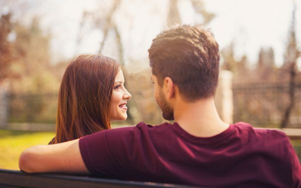 英語で言える？　恋愛のはじまりと終わりによく使われるフレーズ