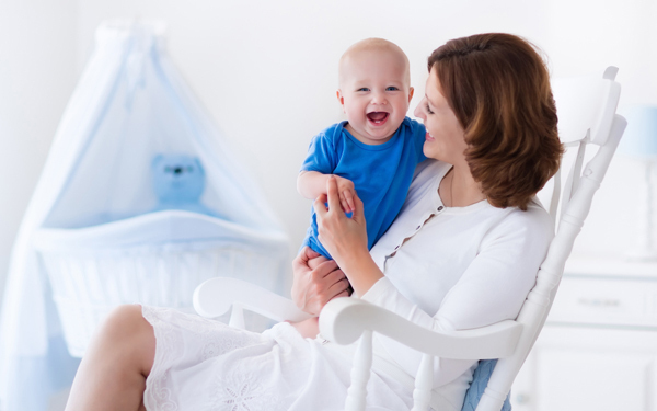 「姑には見られたくない！」義実家での授乳問題