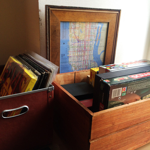 “見せる収納”は、“見せてもカッコいい収納家具”選びから【坪田あさみのインテリアコーデBOOK #2】