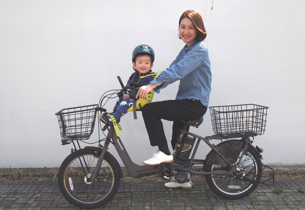 【子供乗せ電動アシスト自転車比較！】パナソニック「ギュット・アニーズ」／世田谷区在住　編集部Y（166cm）