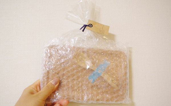 出産祝いや子どもの成長記念に、ぬくもりのあるハンドメイドの名入れアイテム