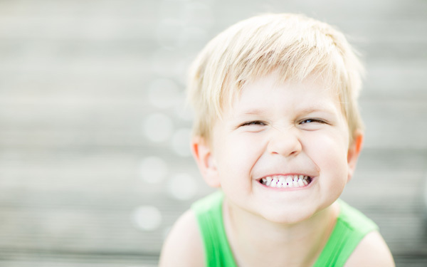 乳歯をプレゼントに交換してくれる歯の妖精「トゥースフェアリー」