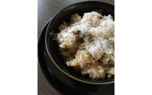 こども日に大人の味デビュー　ポルチーニ茸の炊きこみごはん