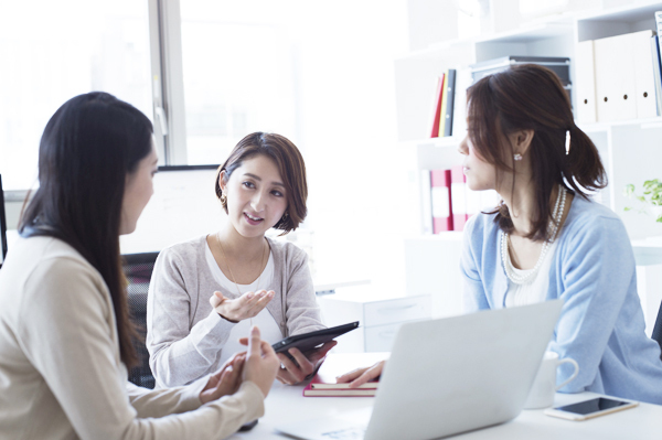 ワーキングマザーが陥りやすい職場の人間関係、その心の不調ケア