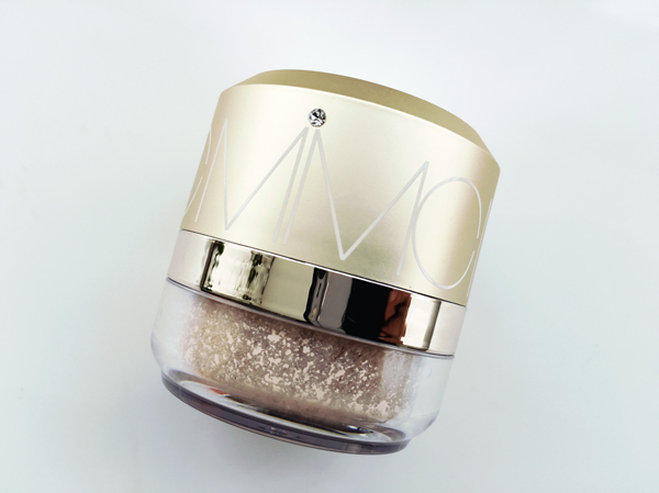 MICHIRUさん【無人島に、何持っていく？ プロが選ぶ  “必要最低限コスメ” Vol.3】