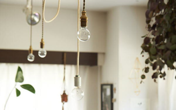 インスタで人気！ やんちゃな4歳児がいても、好きなモノを飾るテク【Iさん家のインテリア#01】