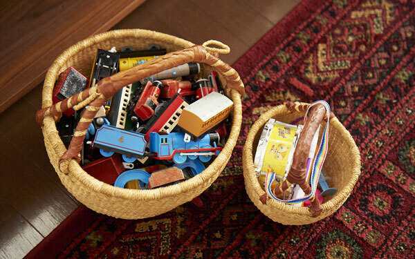 子どものおもちゃが散らかって見えない、ちょっとした工夫【Iさん家のインテリア#02】